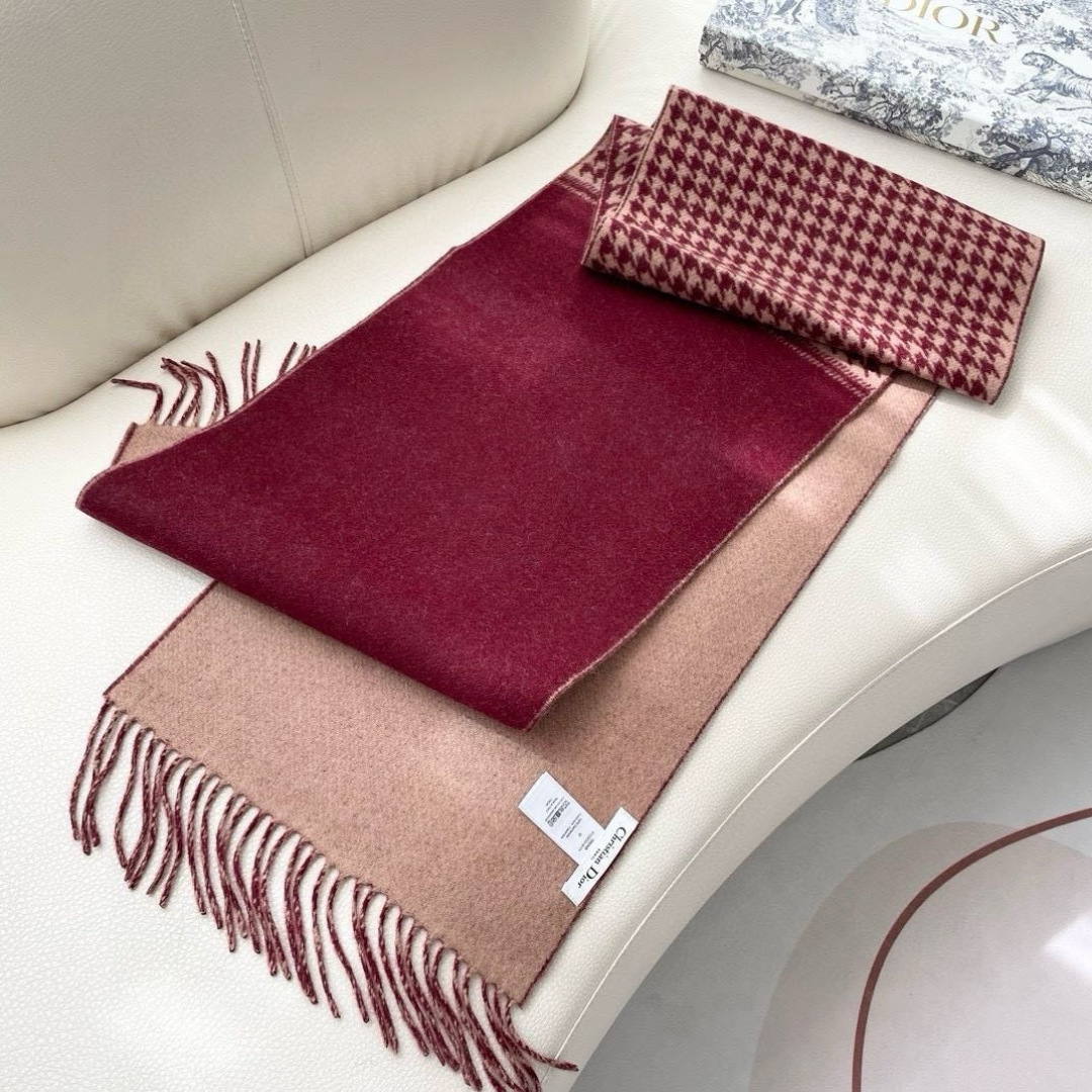 Dior scarf