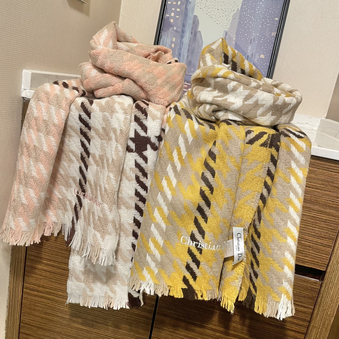 Dior scarf