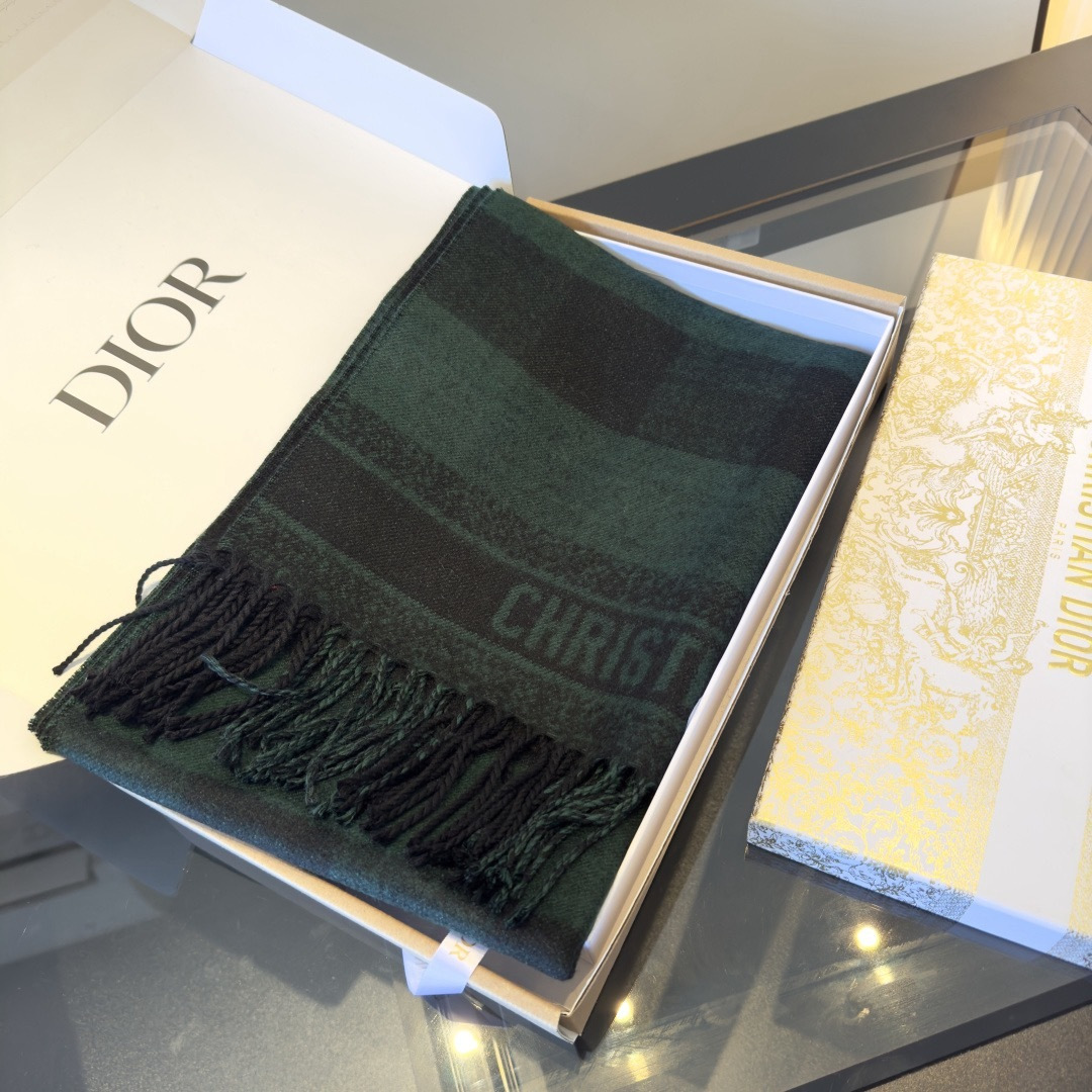 Dior scarf