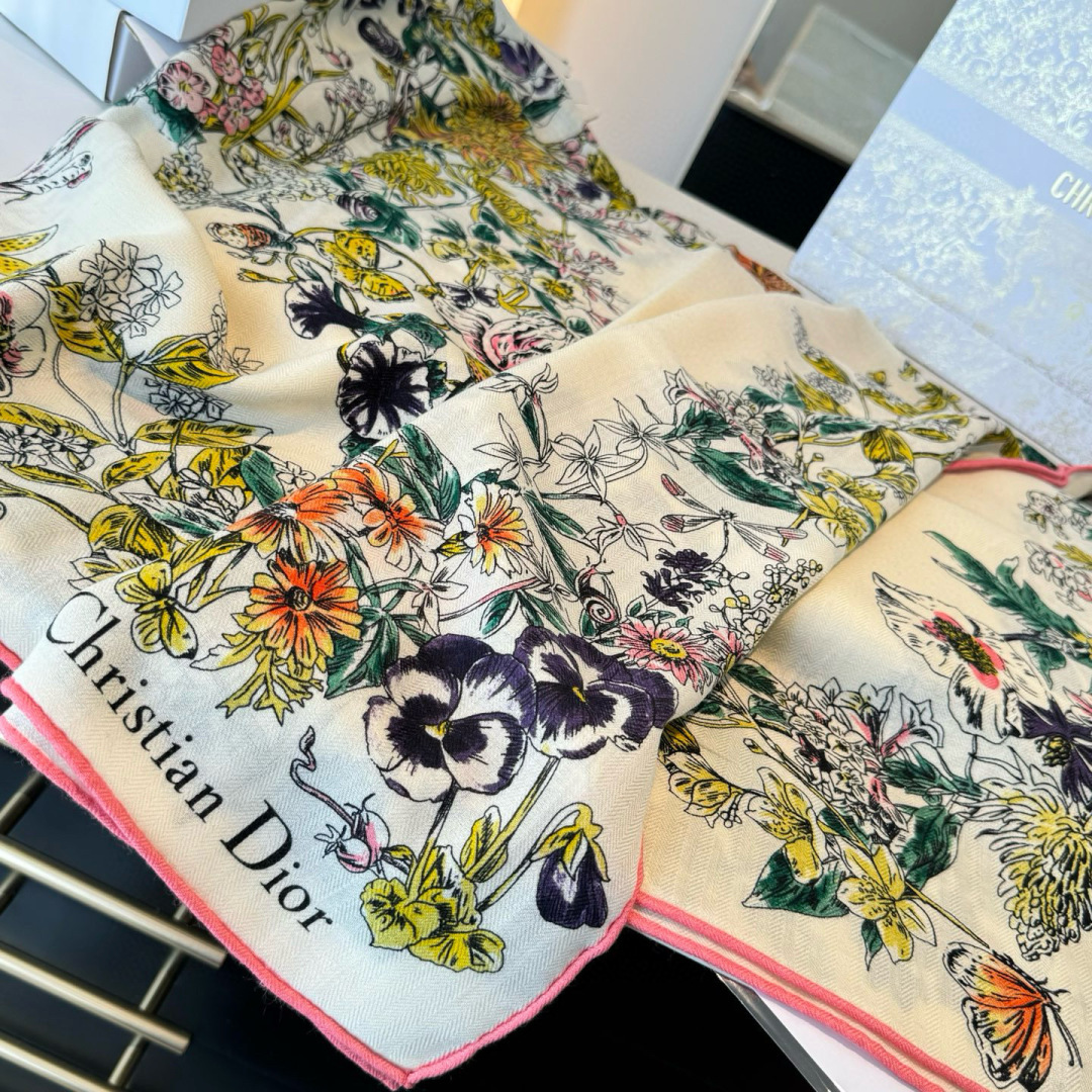 Dior scarf