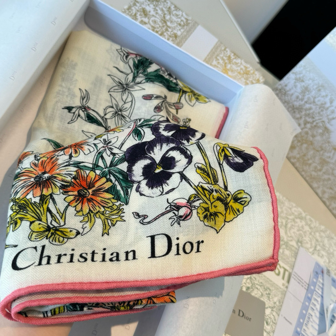 Dior scarf