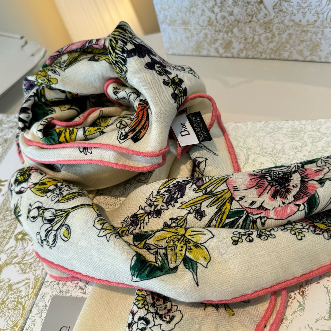 Dior scarf