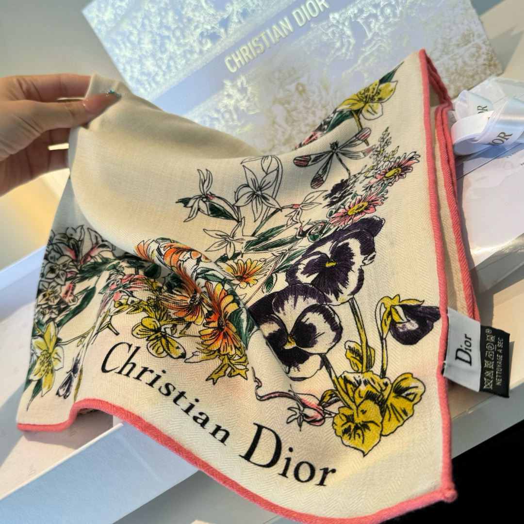 Dior scarf