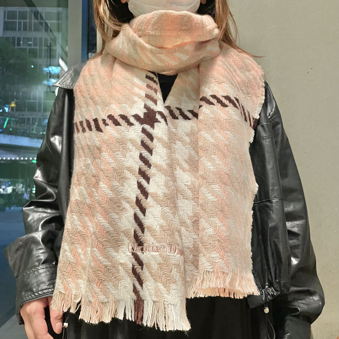 Dior scarf