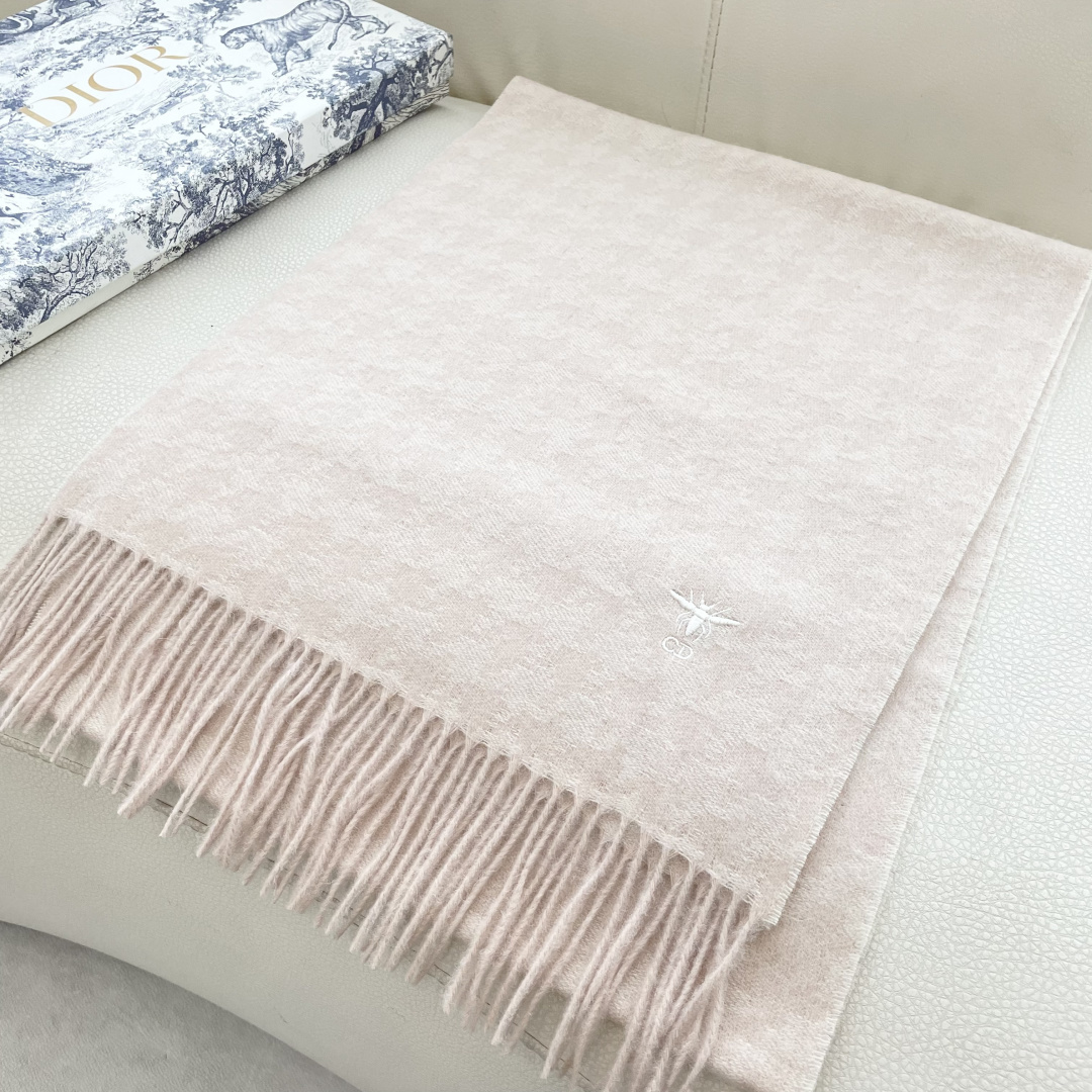 Dior scarf
