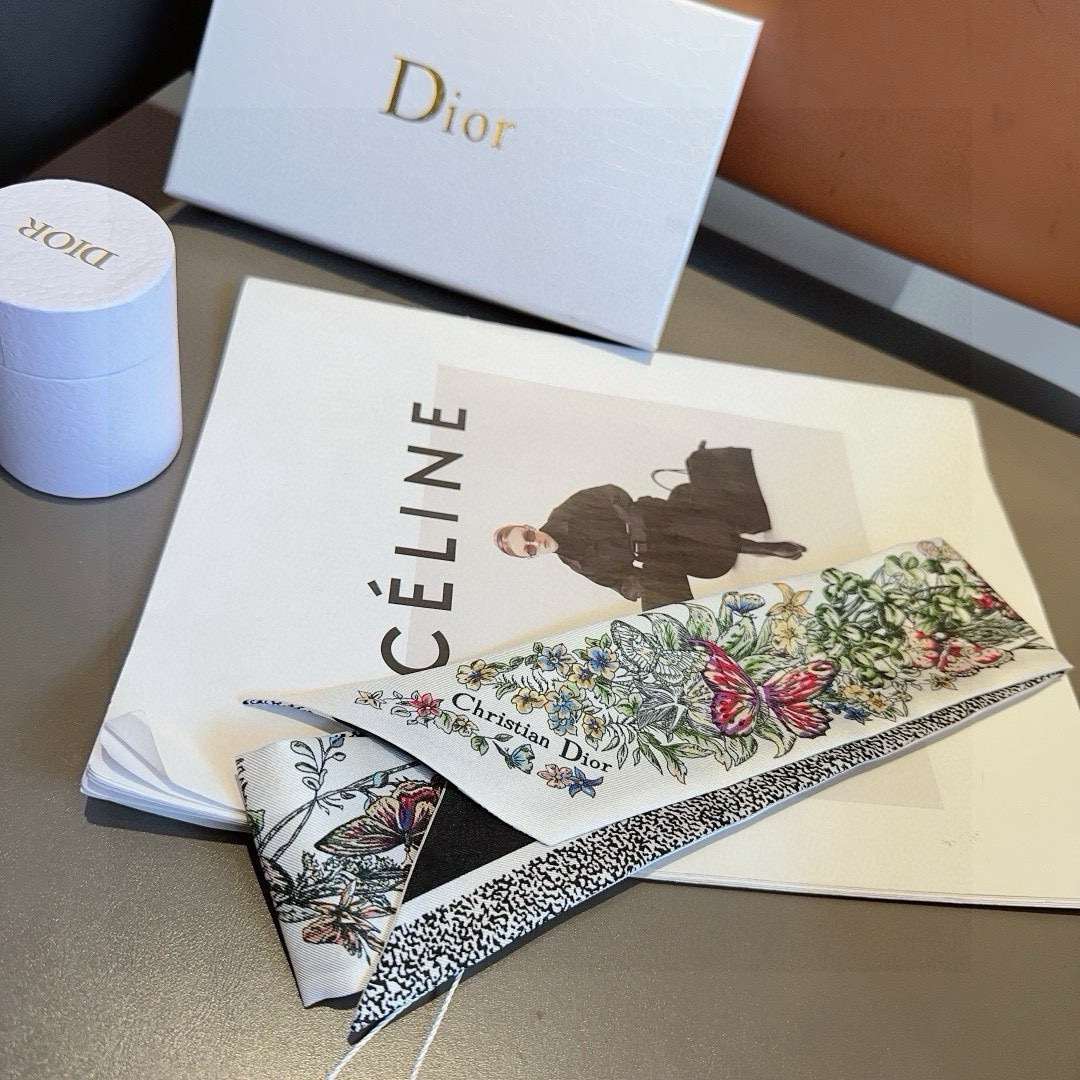 Dior scarf