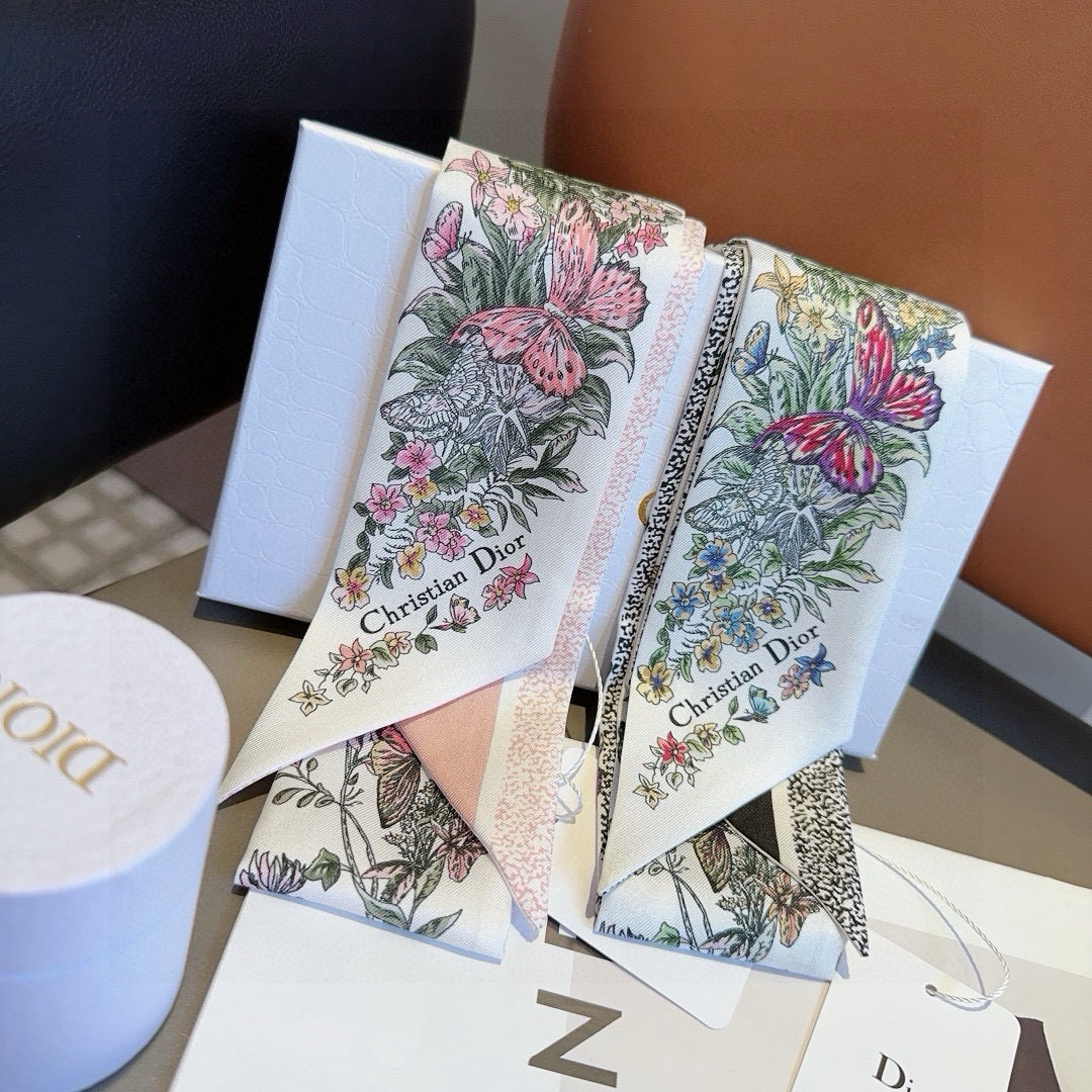 Dior scarf