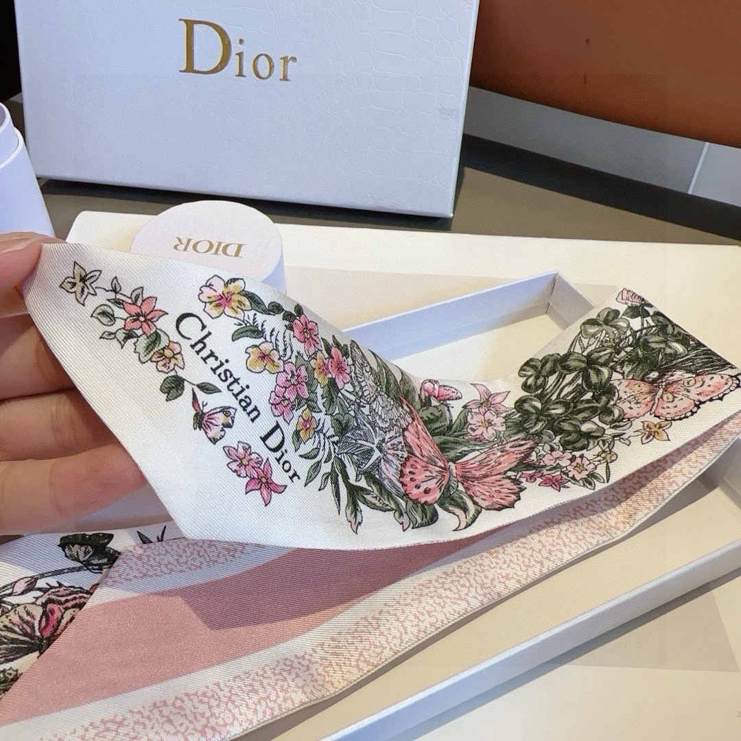 Dior scarf