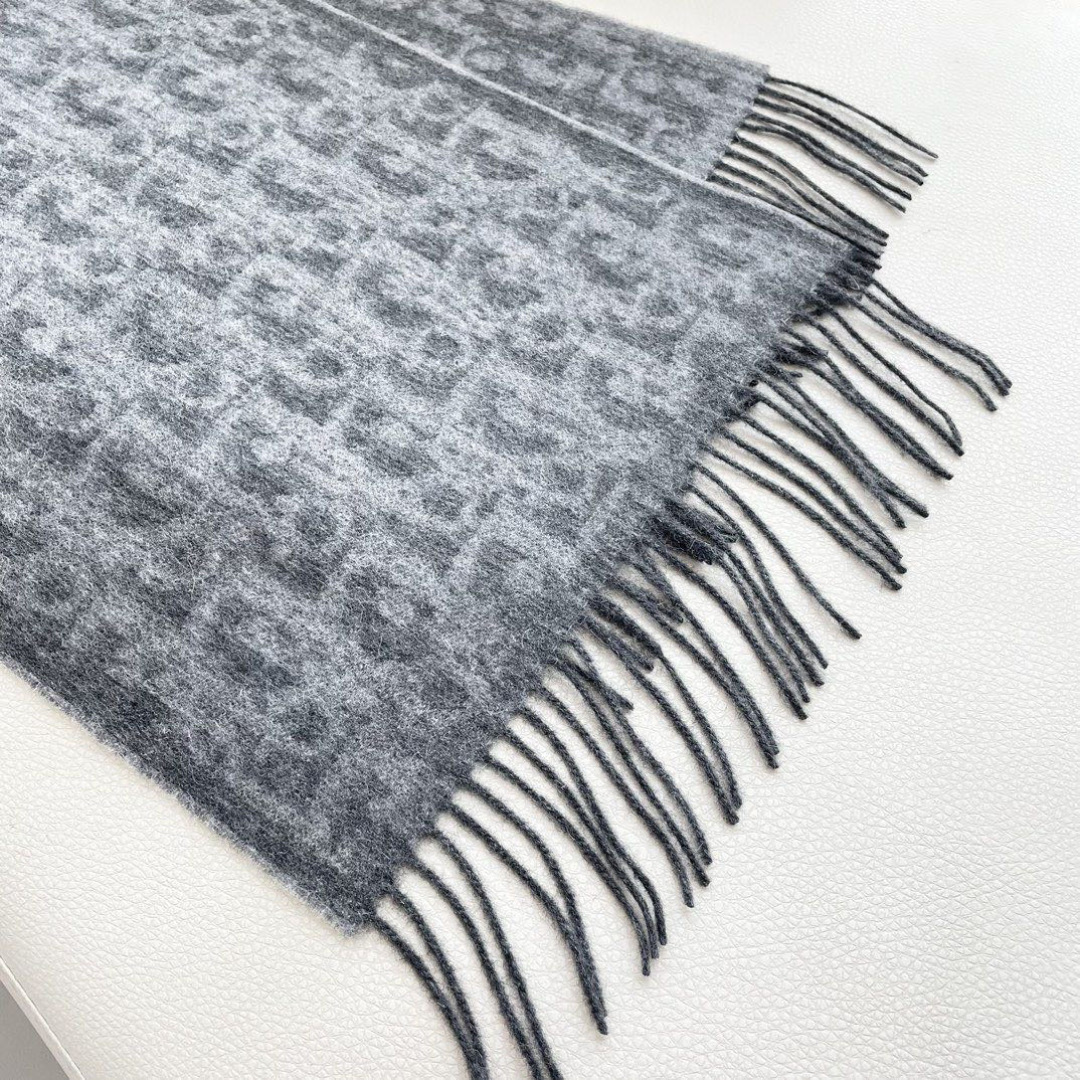 Dior scarf