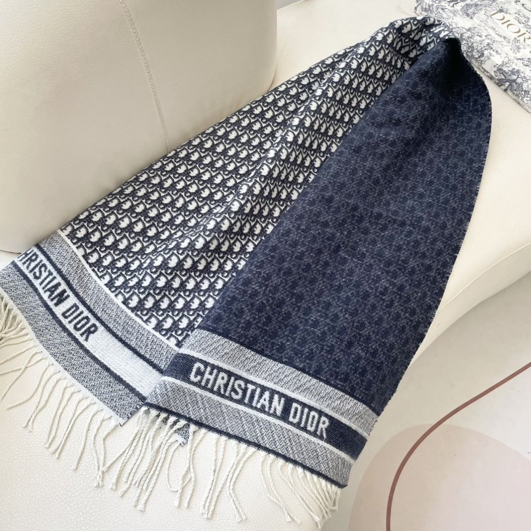 Dior scarf