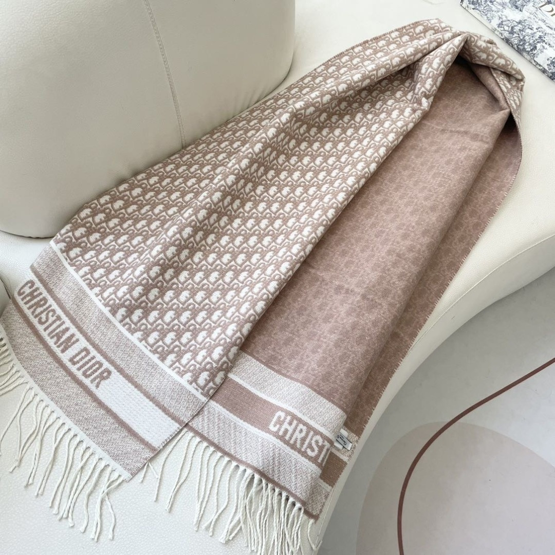 Dior scarf