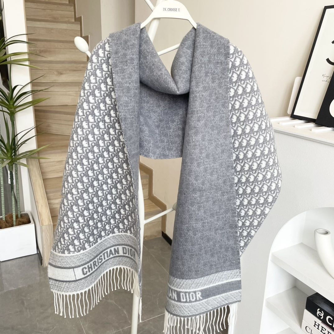 Dior scarf