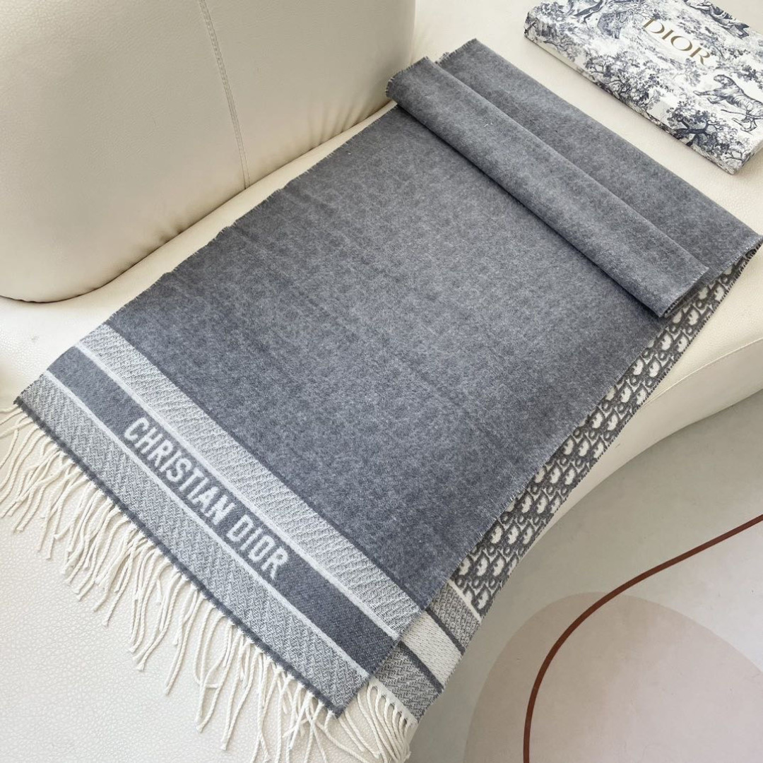 Dior scarf