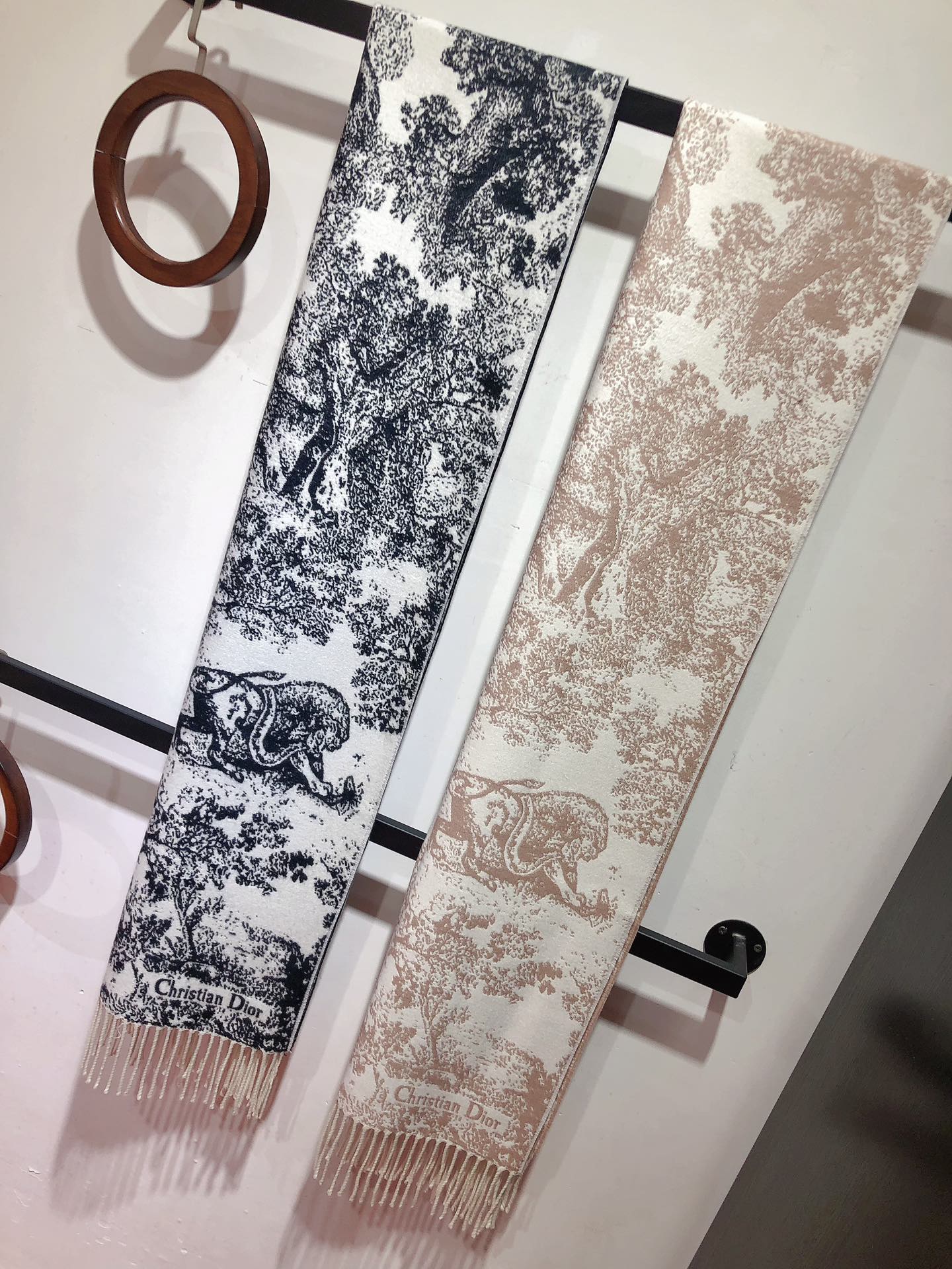 Dior scarf
