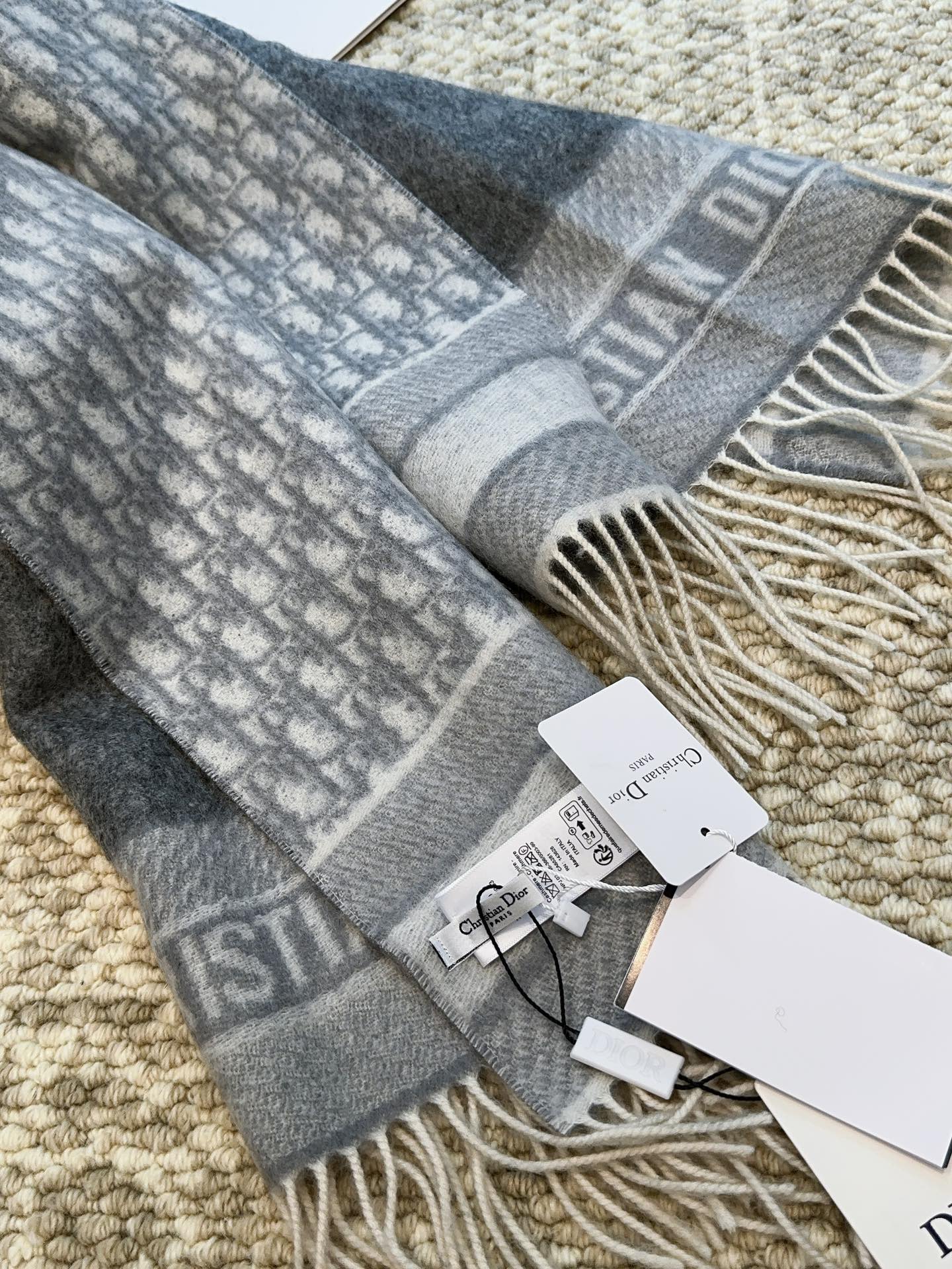 Dior scarf