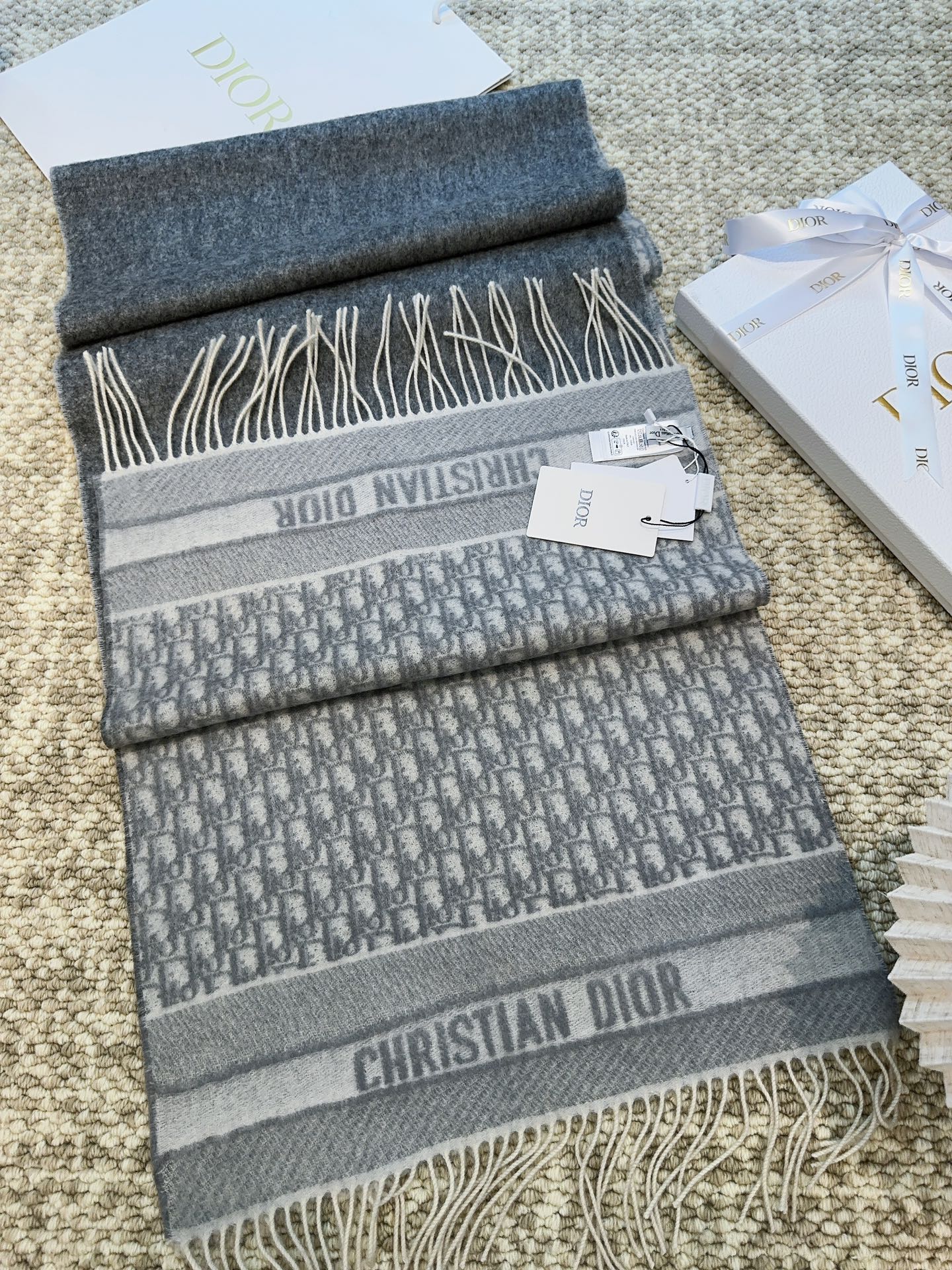 Dior scarf