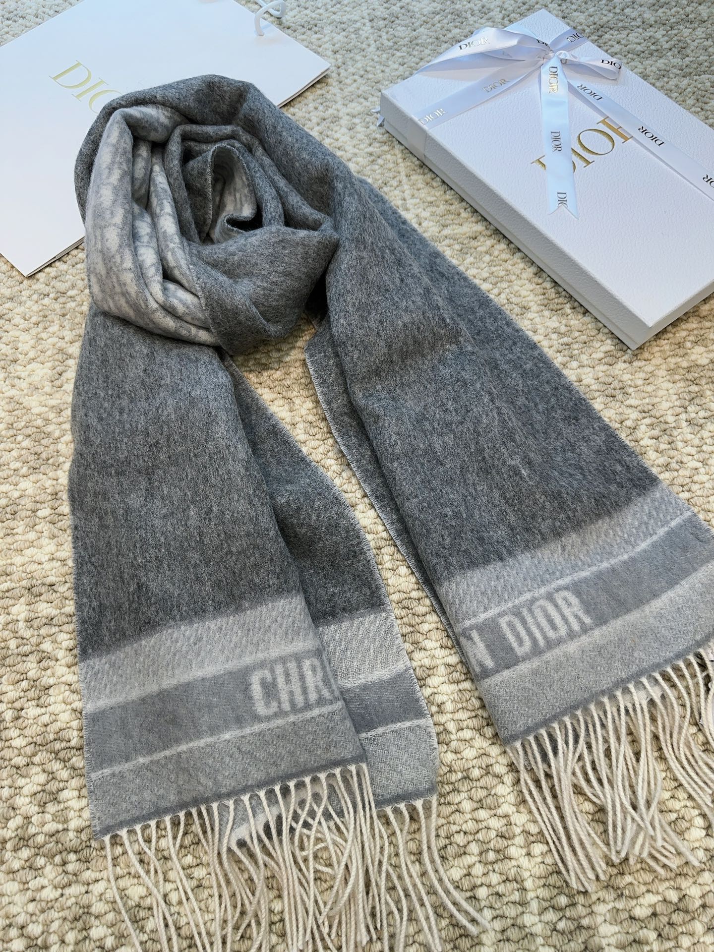 Dior scarf