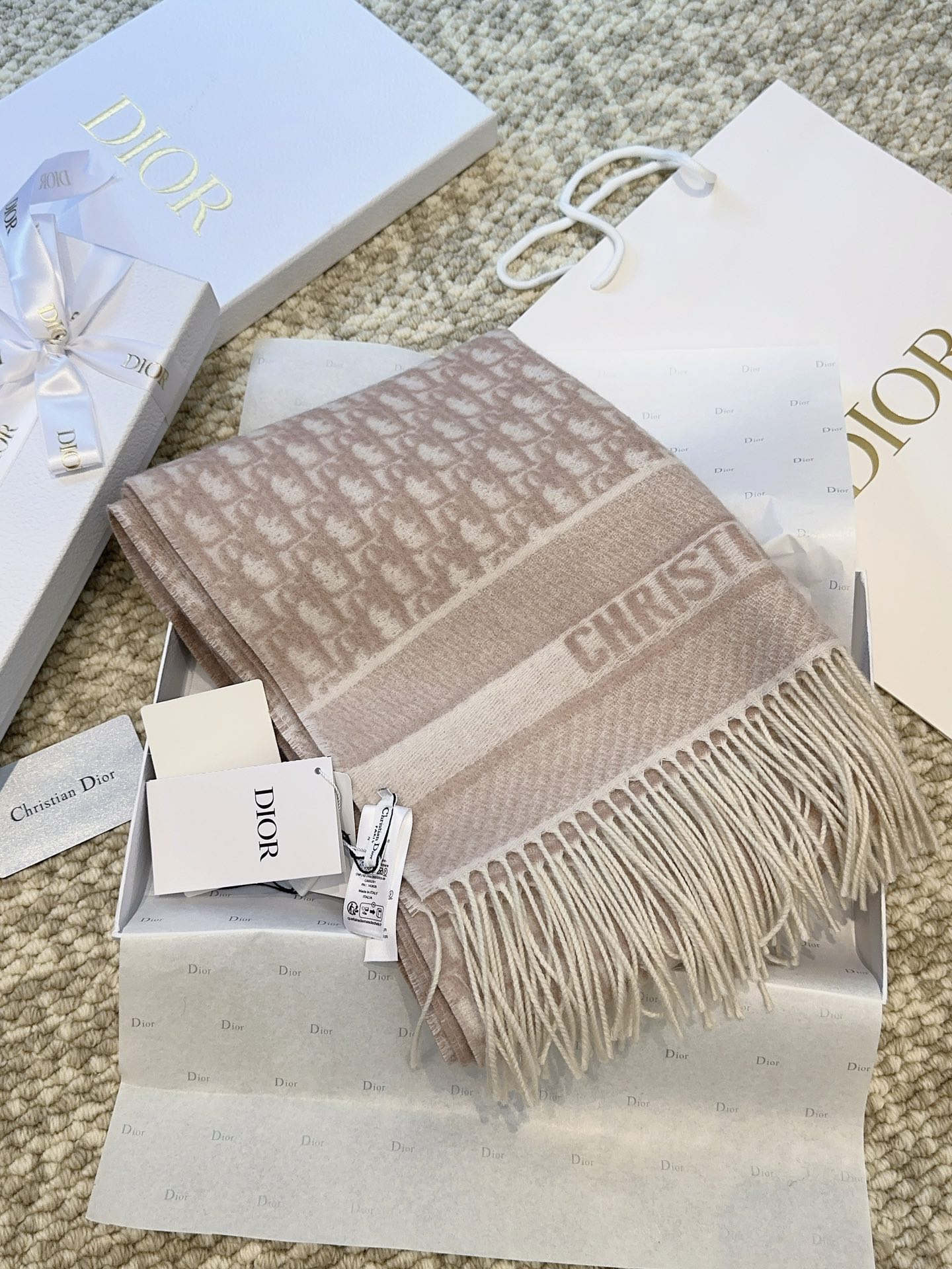 Dior scarf