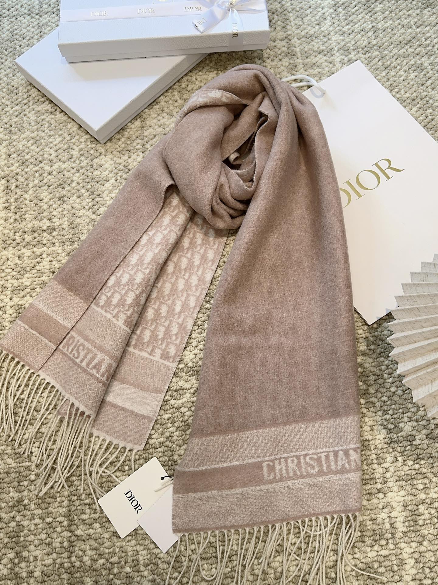 Dior scarf