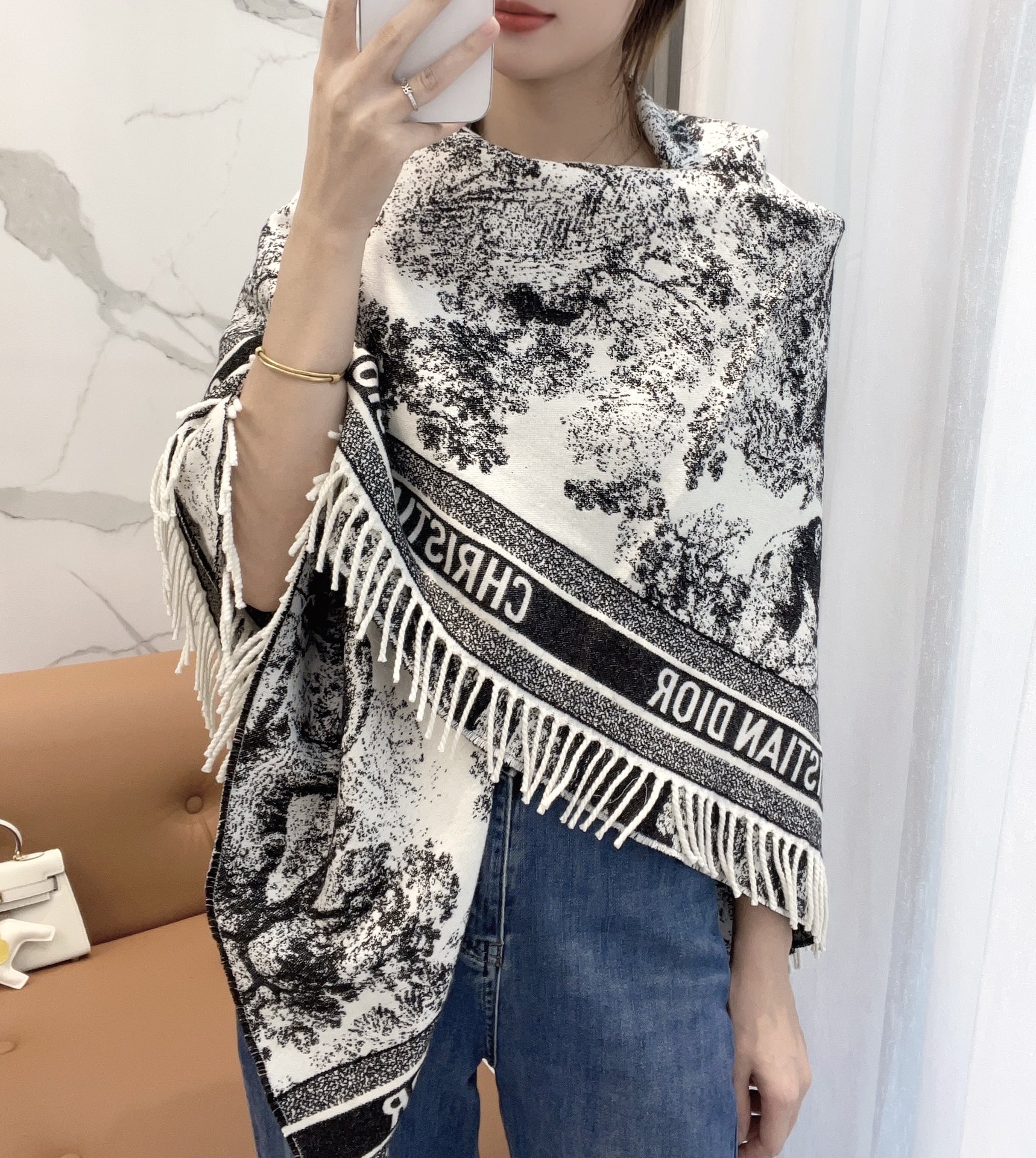 Dior scarf
