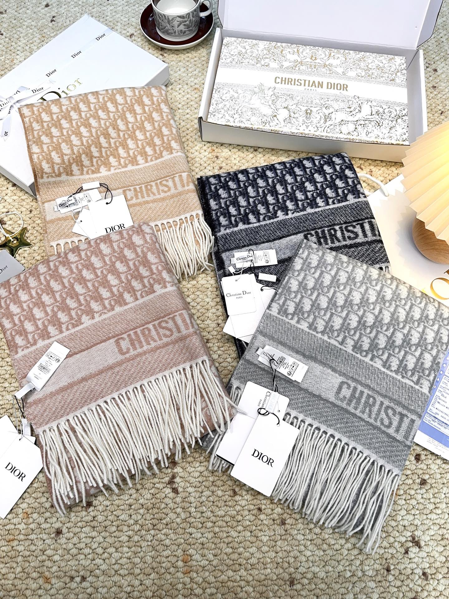 Dior scarf