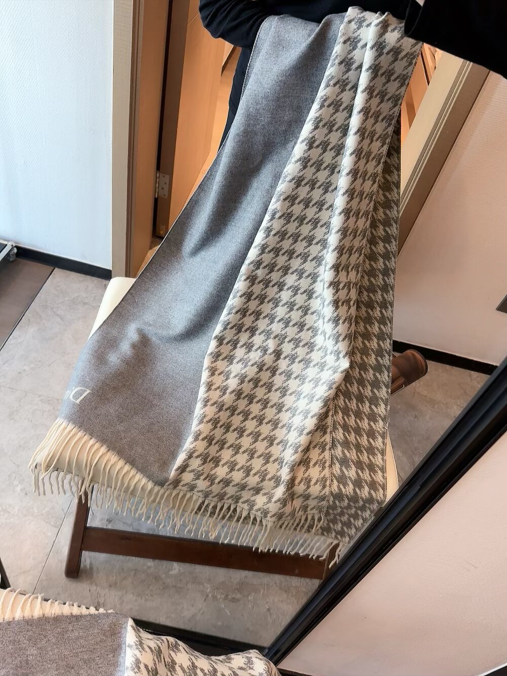 Dior scarf