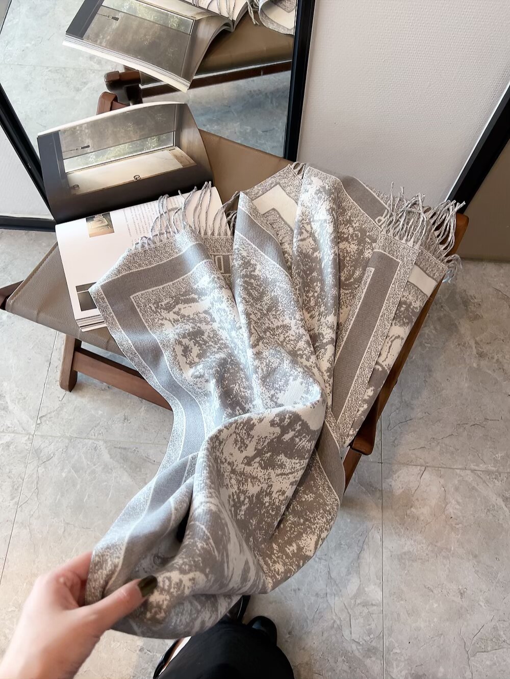 Dior scarf