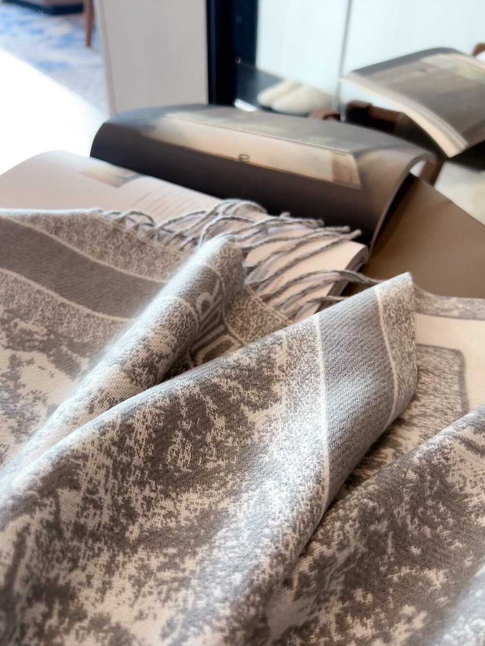 Dior scarf