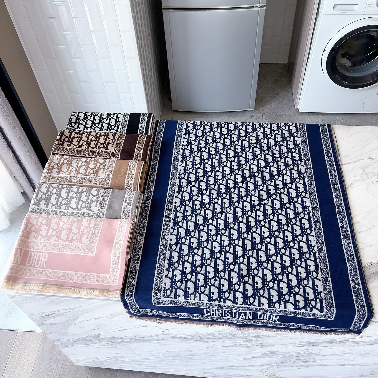Dior scarf