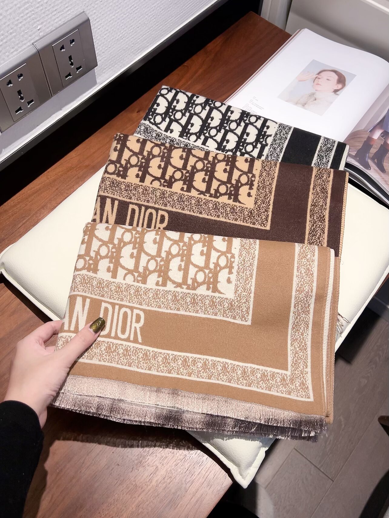 Dior scarf