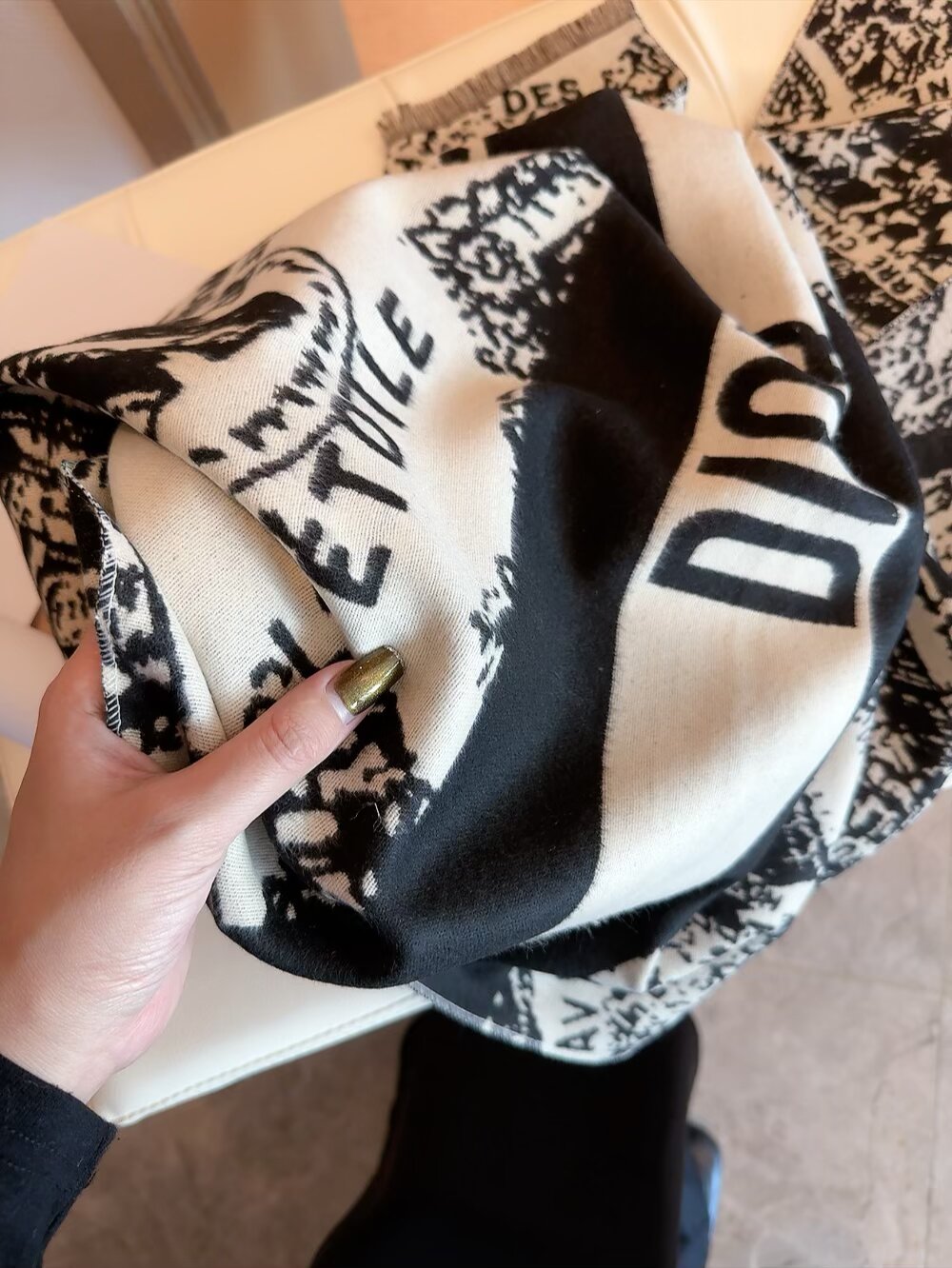 Dior scarf