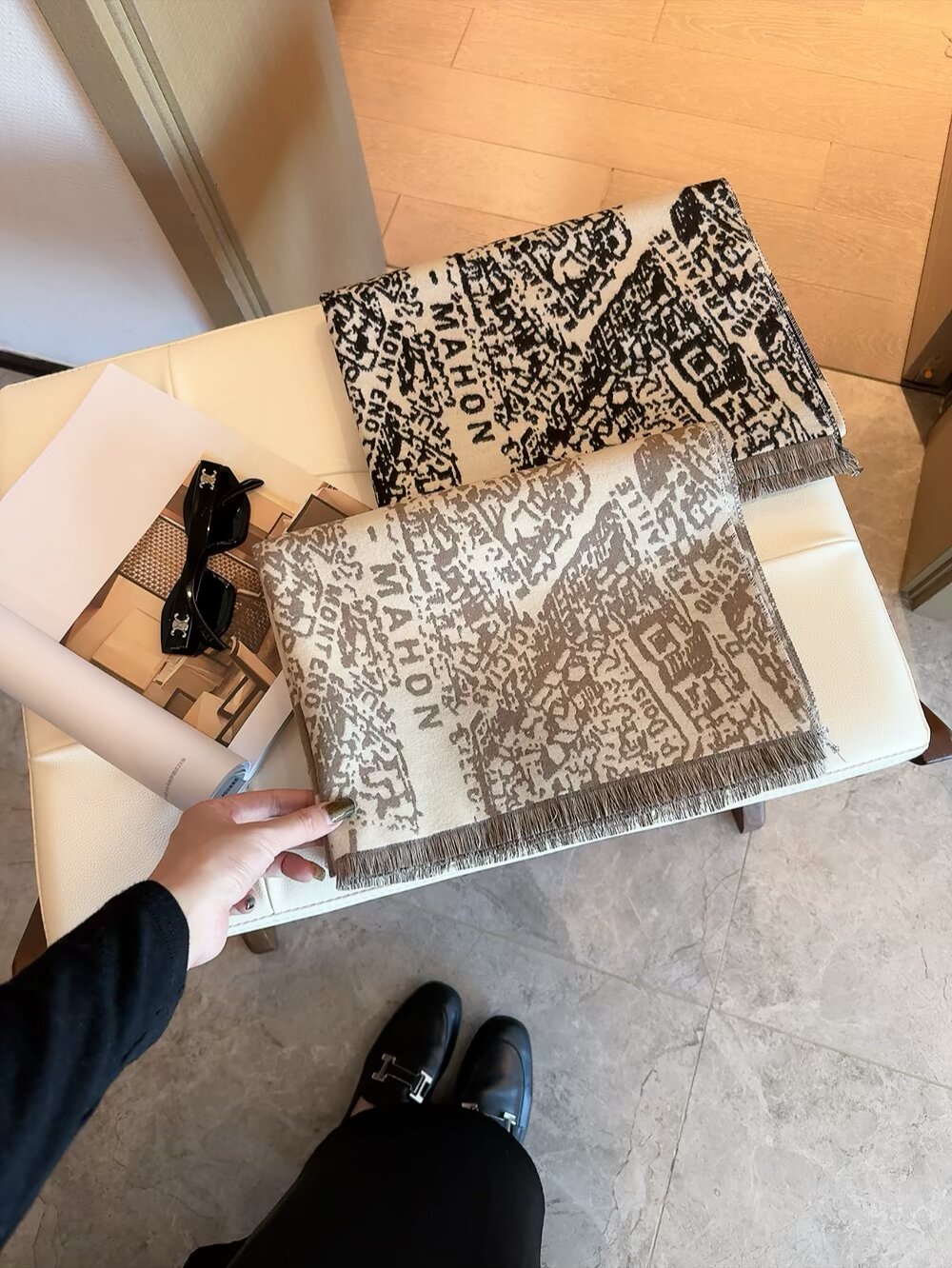 Dior scarf