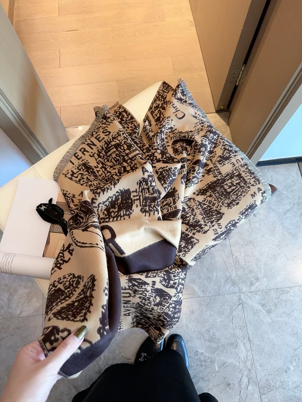 Dior scarf