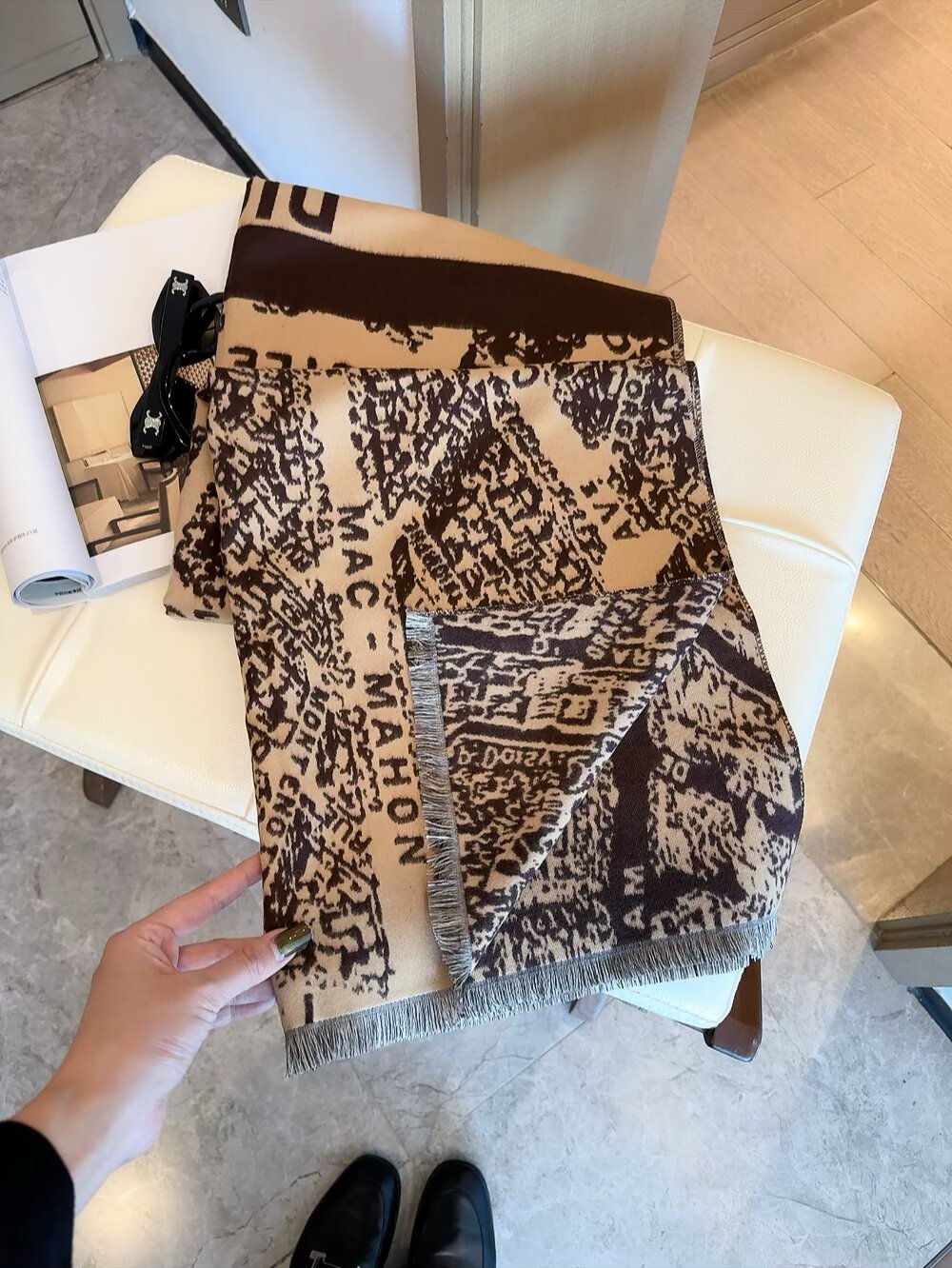 Dior scarf