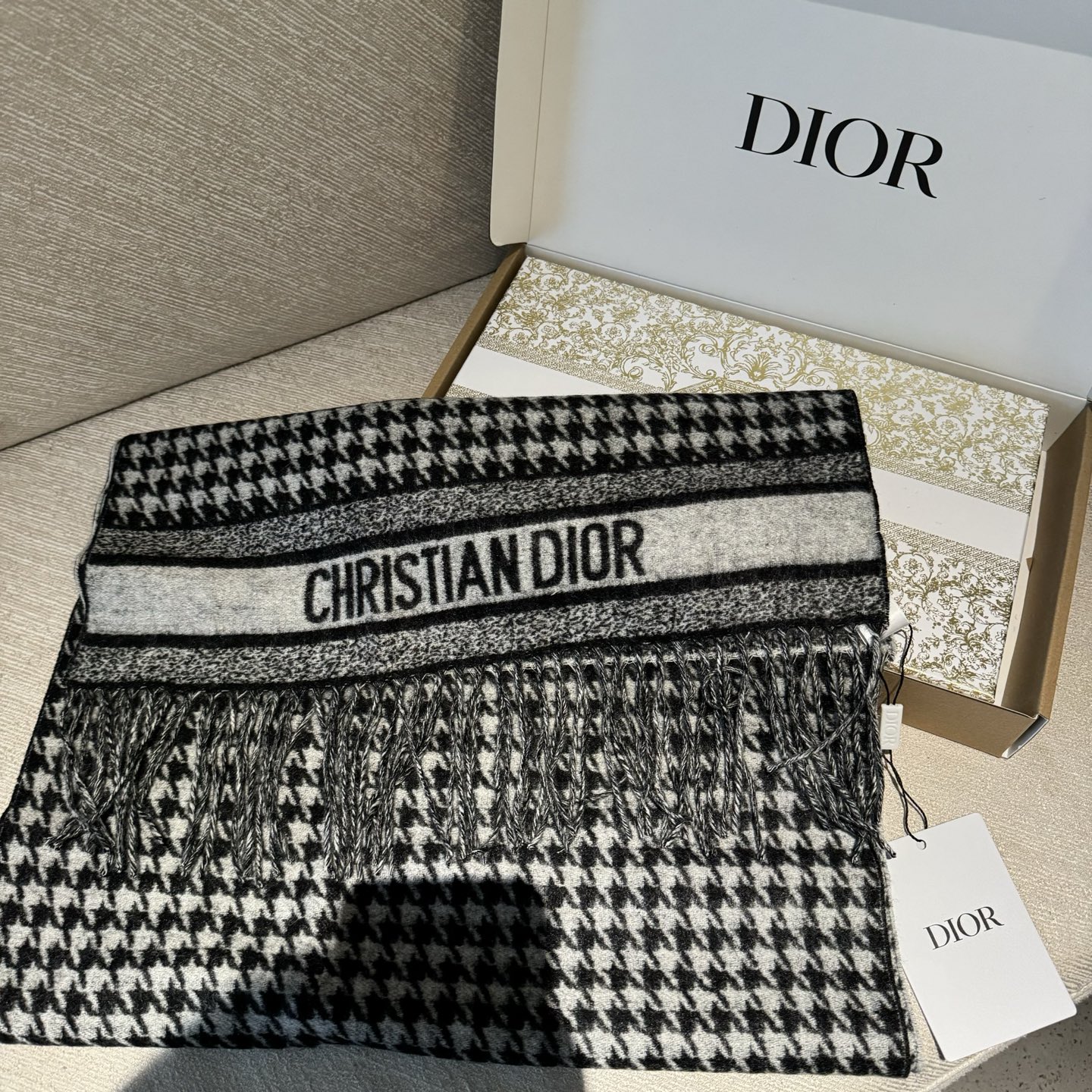 Dior scarf