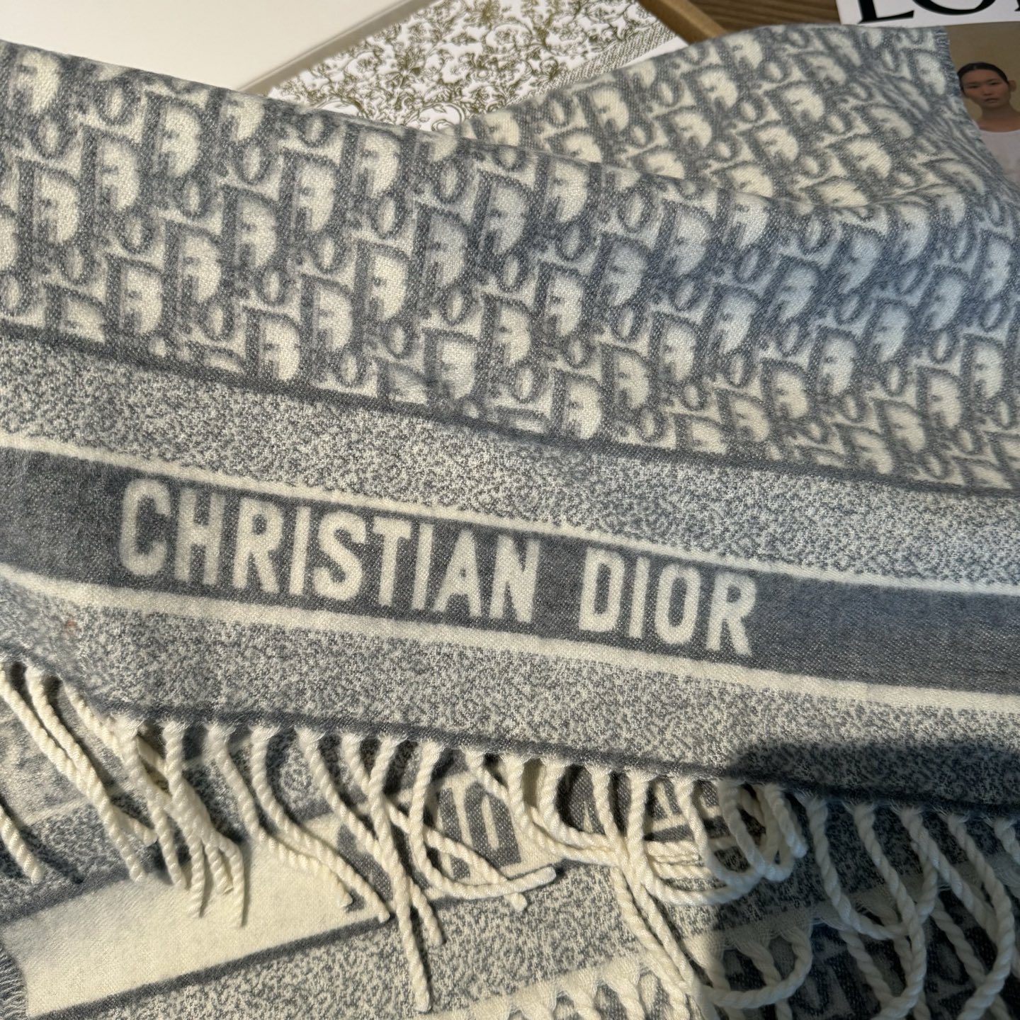 Dior scarf
