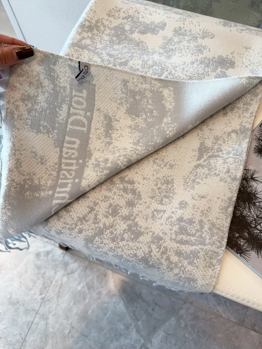 Dior scarf