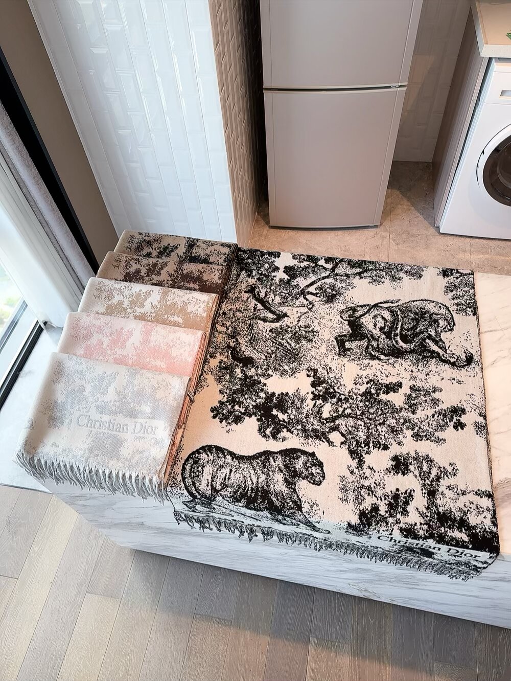 Dior scarf
