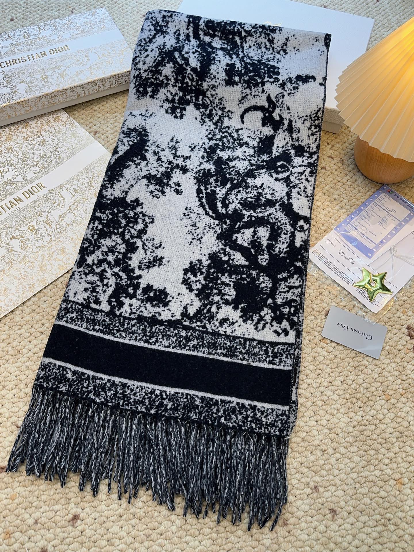Dior scarf
