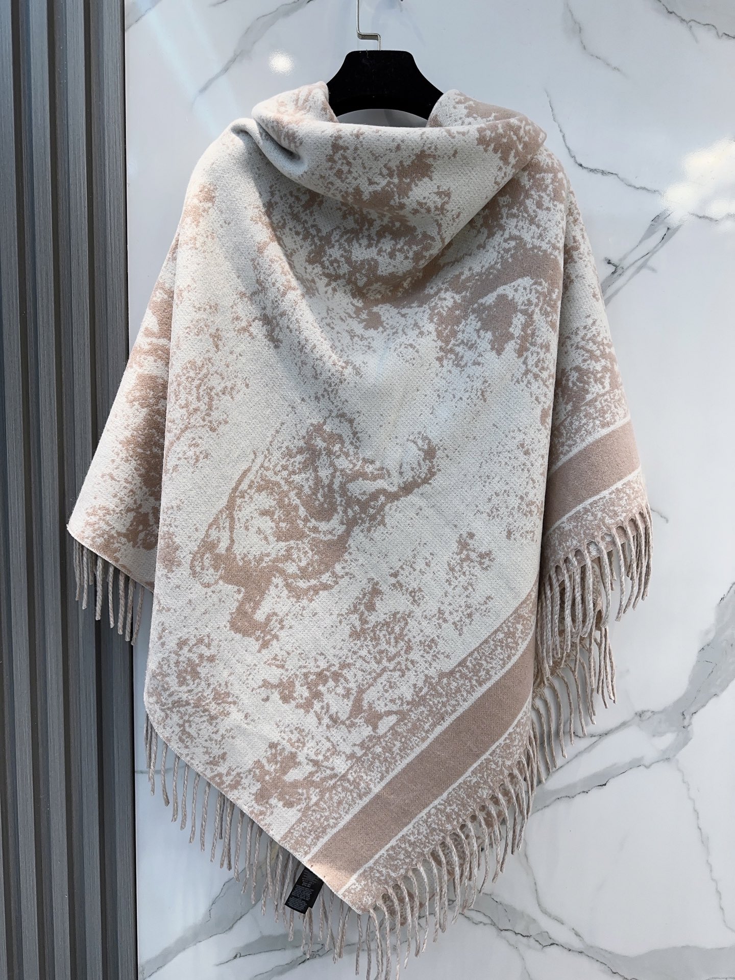 Dior scarf