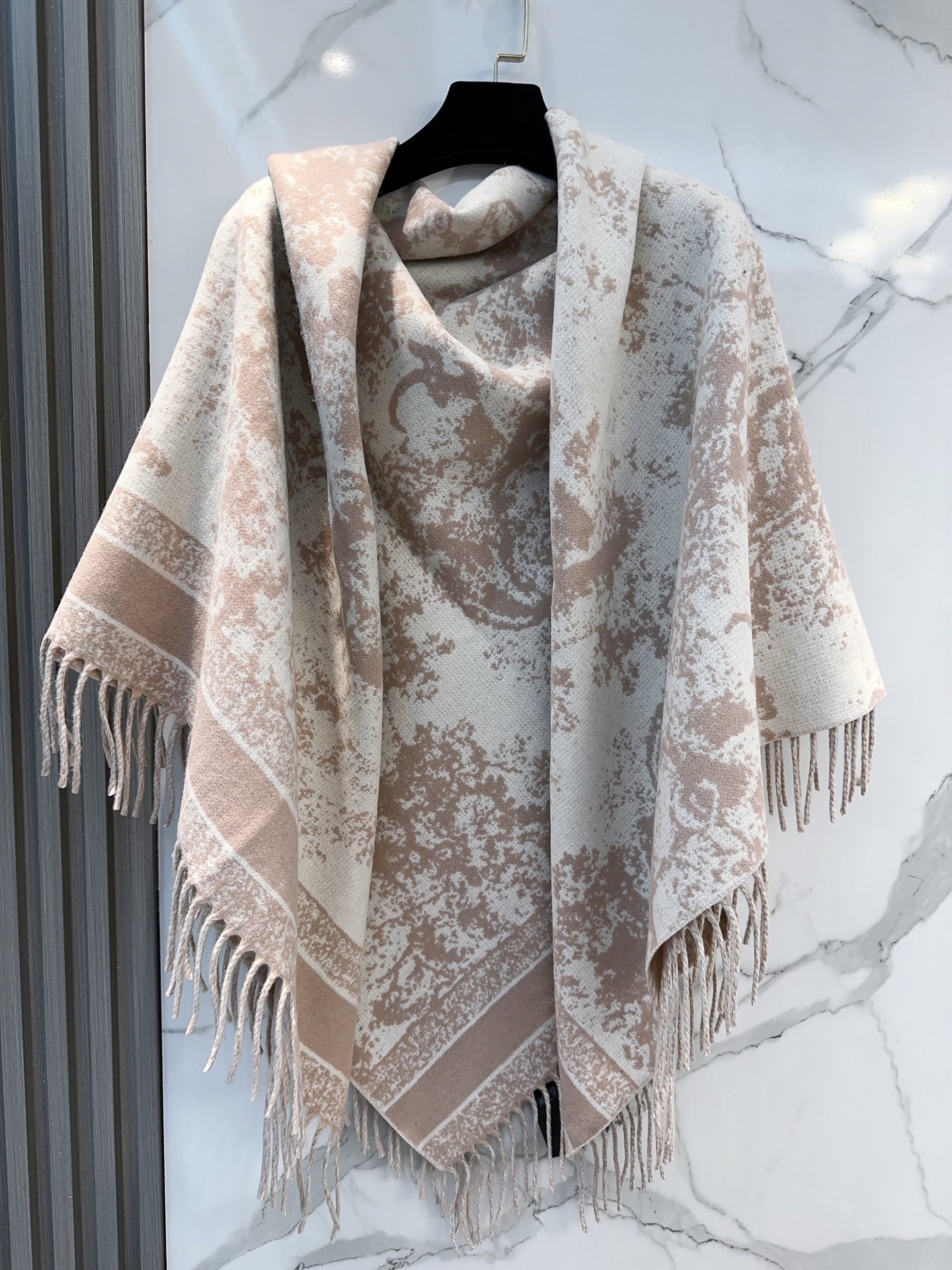 Dior scarf
