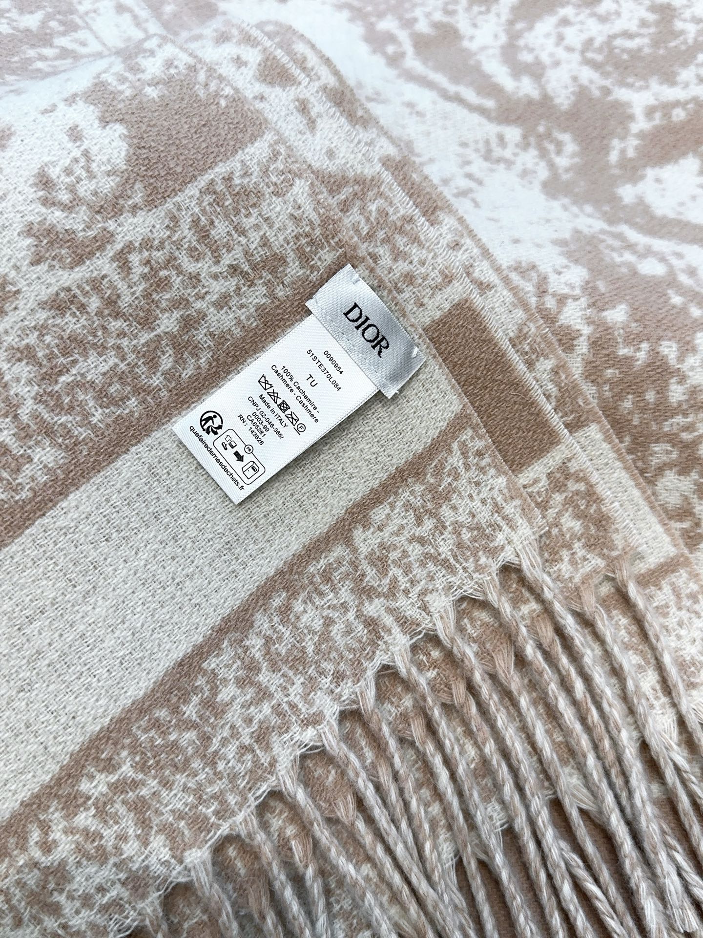 Dior scarf
