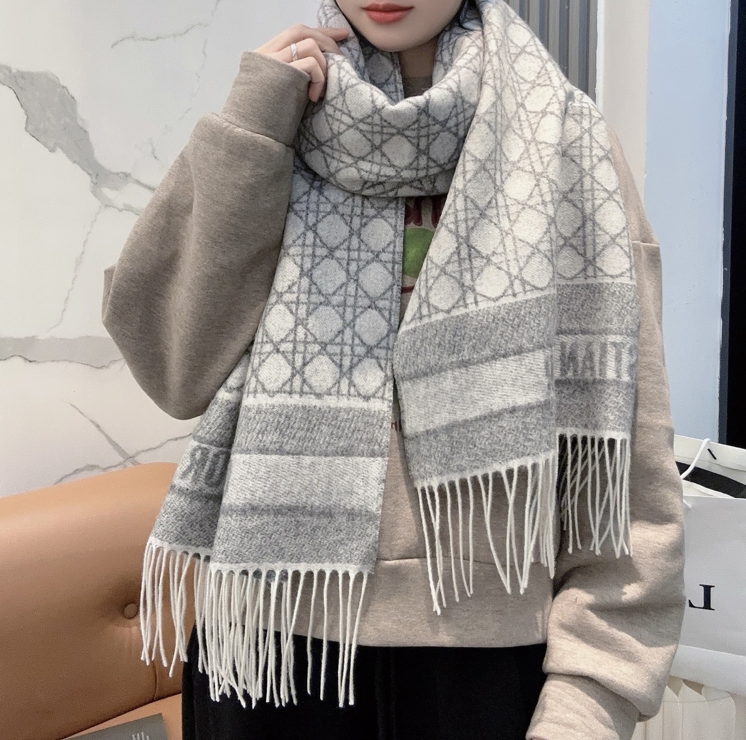 Dior scarf