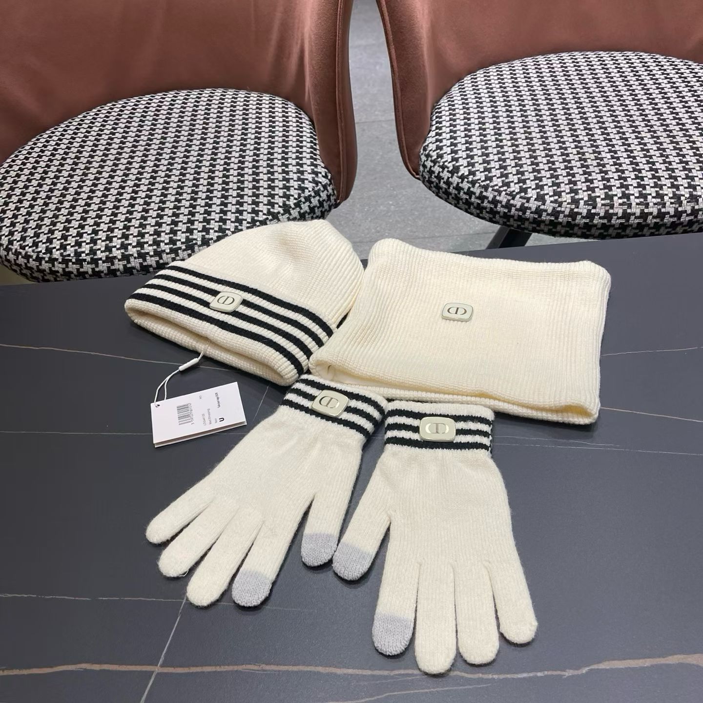 Dior scarf