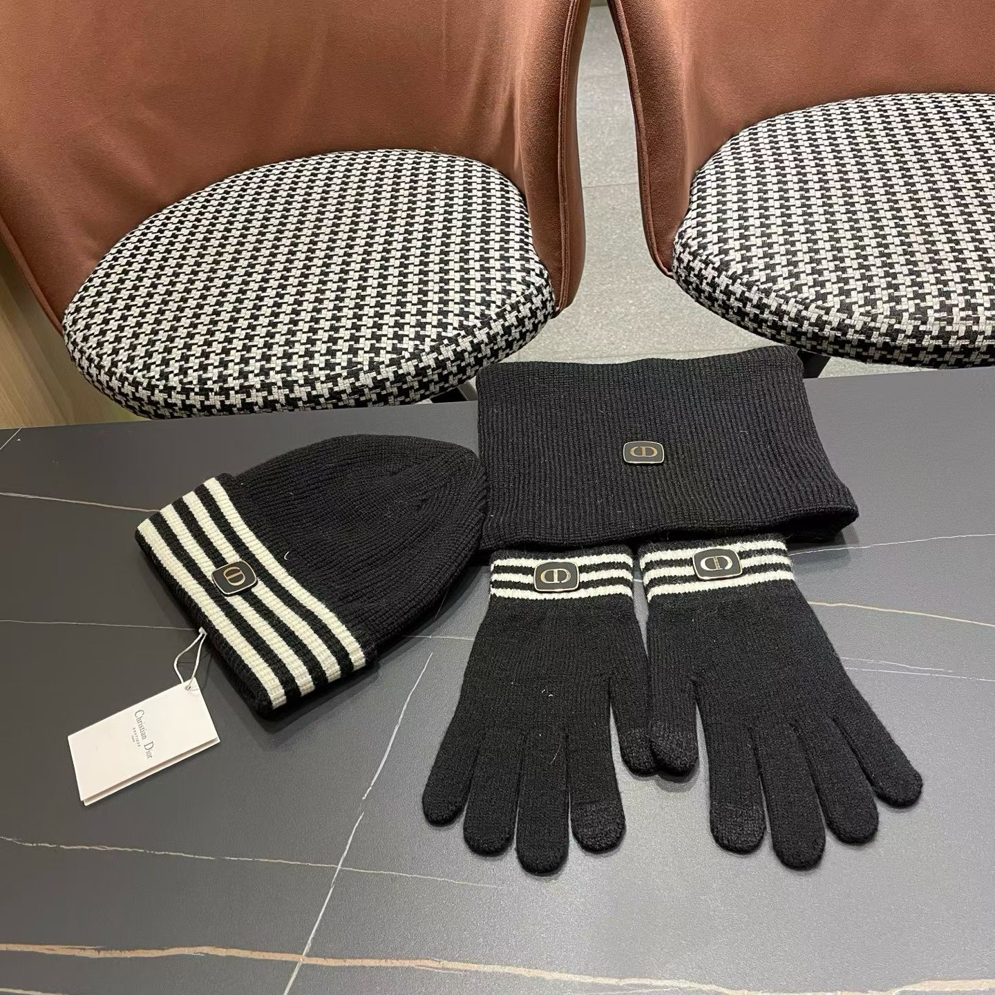 Dior scarf