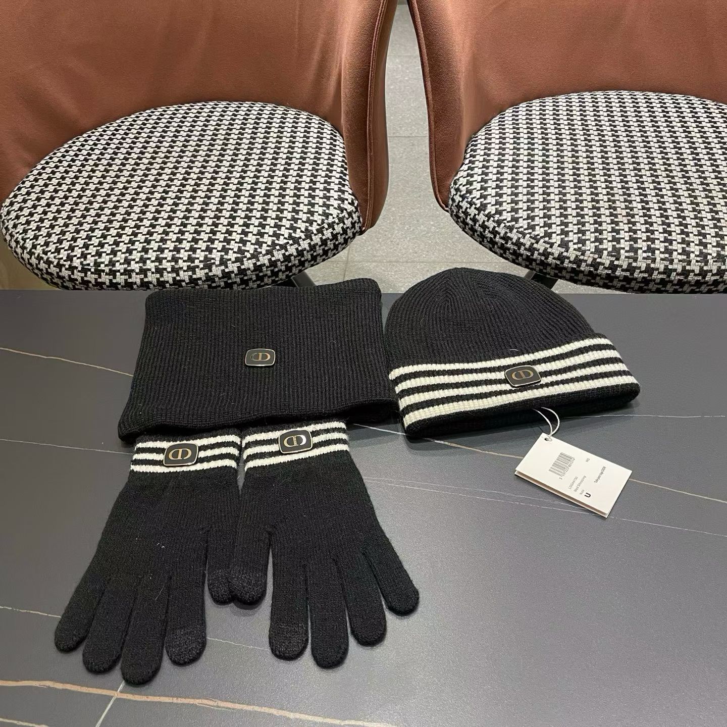 Dior scarf