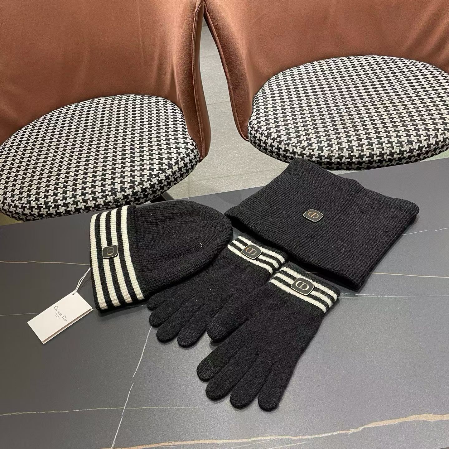 Dior scarf