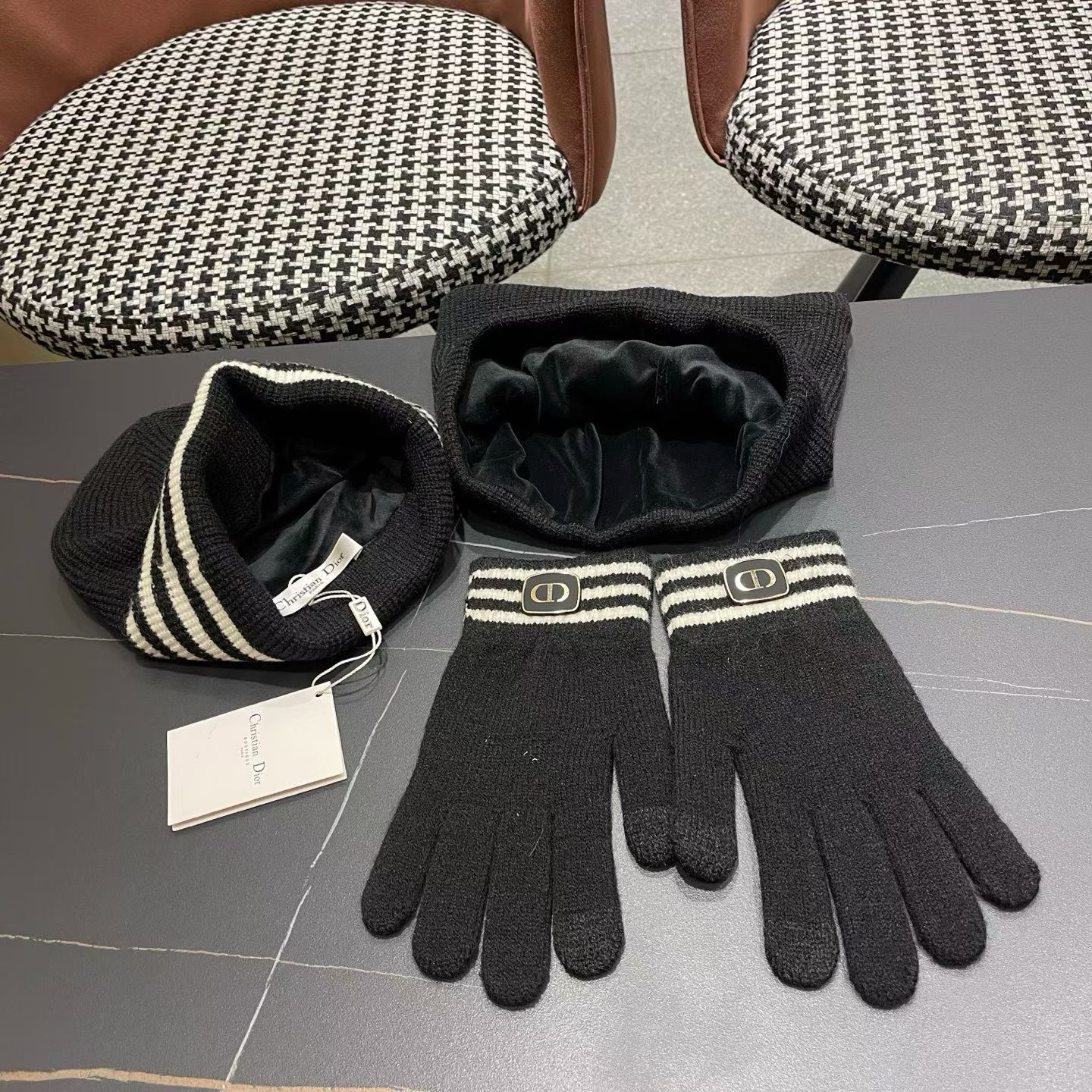 Dior scarf