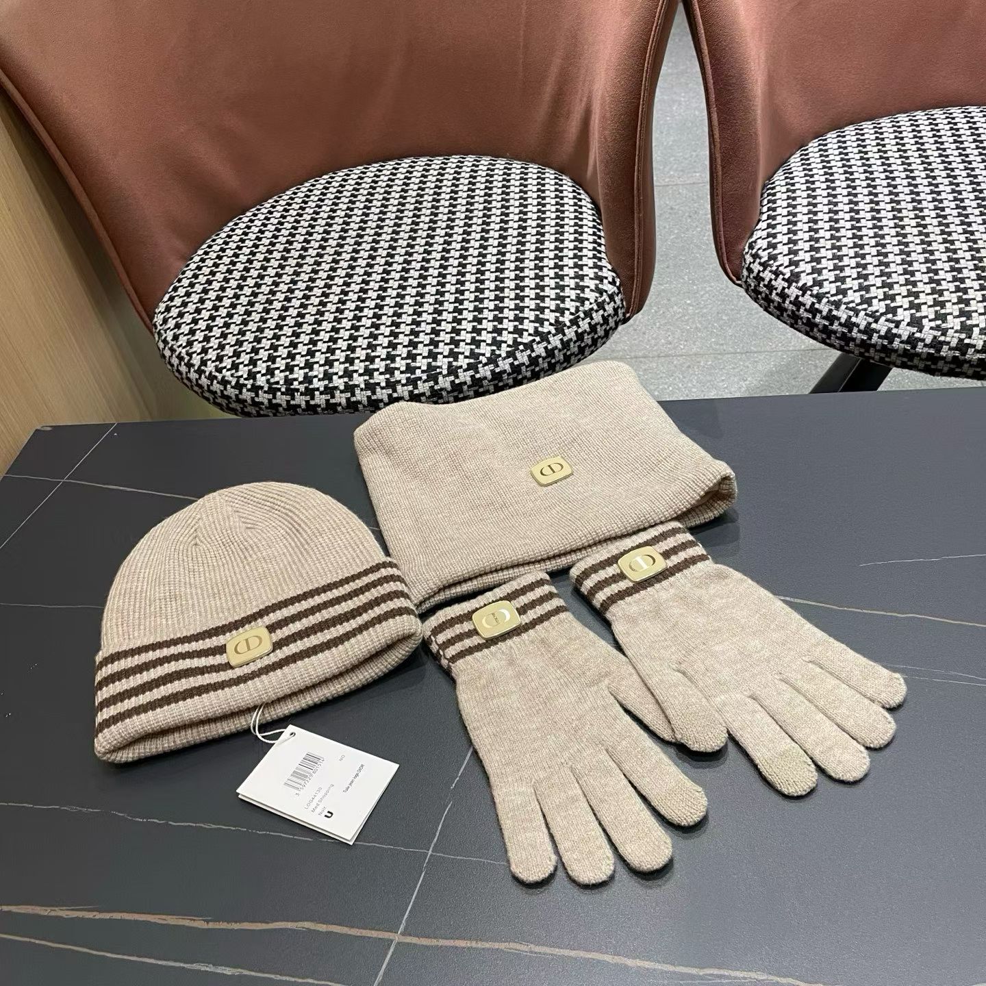 Dior scarf