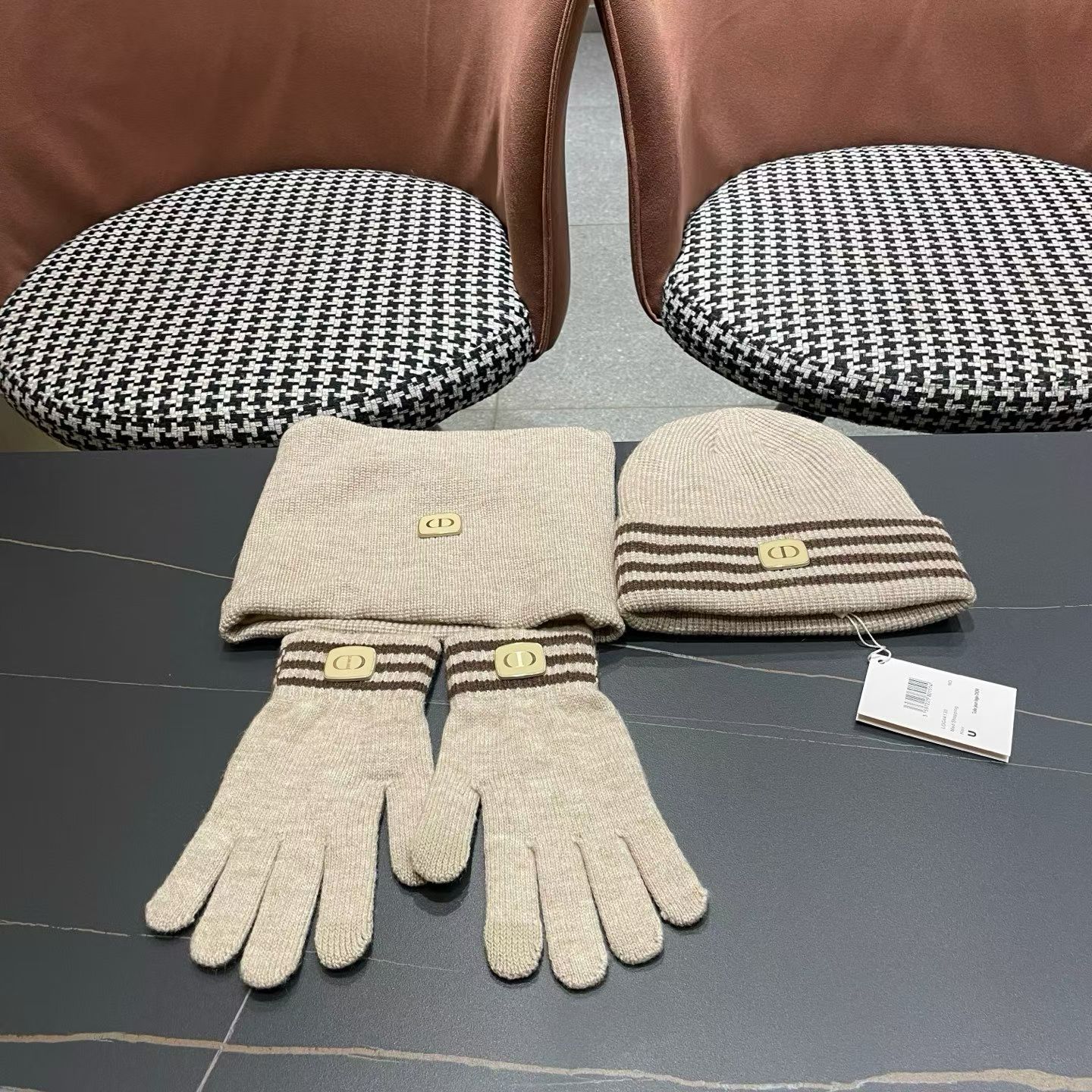 Dior scarf